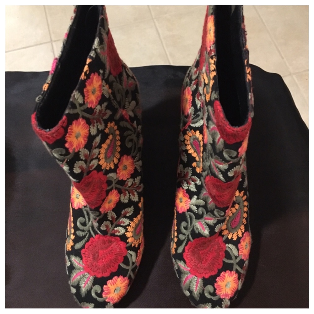 Embroidered Ankle Boot - Size 9.5